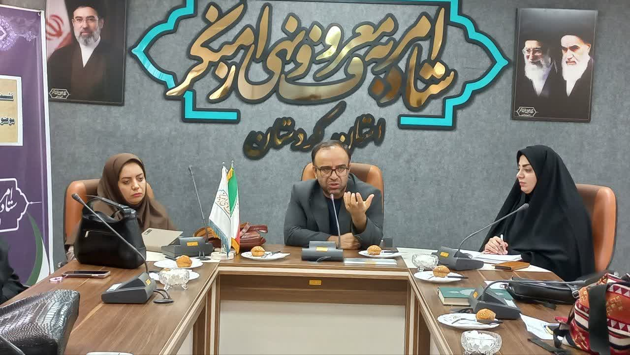 هر عاملی که موجب احساس بی وطنی در جامعه کُردی شود، منکر است